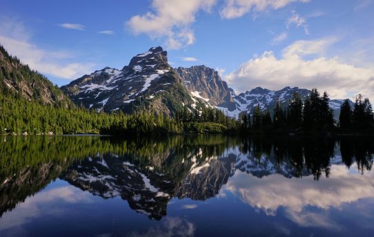 The Alpine Lakes Crest Traverse