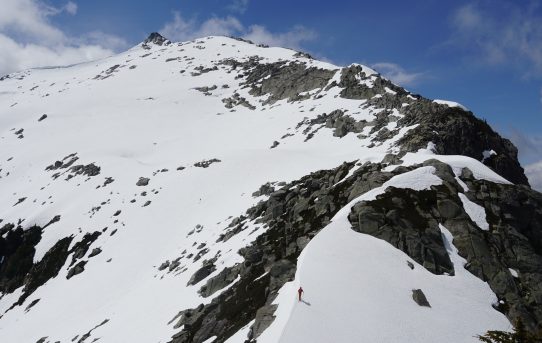 Hidden Lake Peak Ski Tour