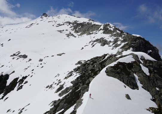 Hidden Lake Peak Ski Tour